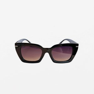 High Street sunglasses-brand-Moda Bella Shoes