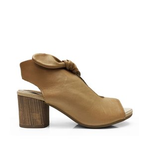 Stegmann Enya-brand-Moda Bella Shoes