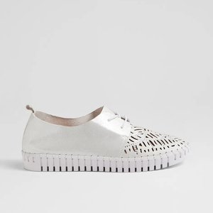 Django & Juliette Heini-brand-Moda Bella Shoes
