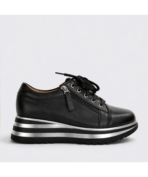 Alfie & Evie Hosting