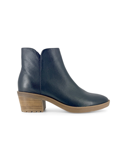 Django & Juliette Liem